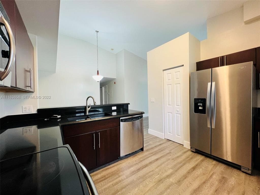 6944 SW 39th Street # B203, Davie FL 33314