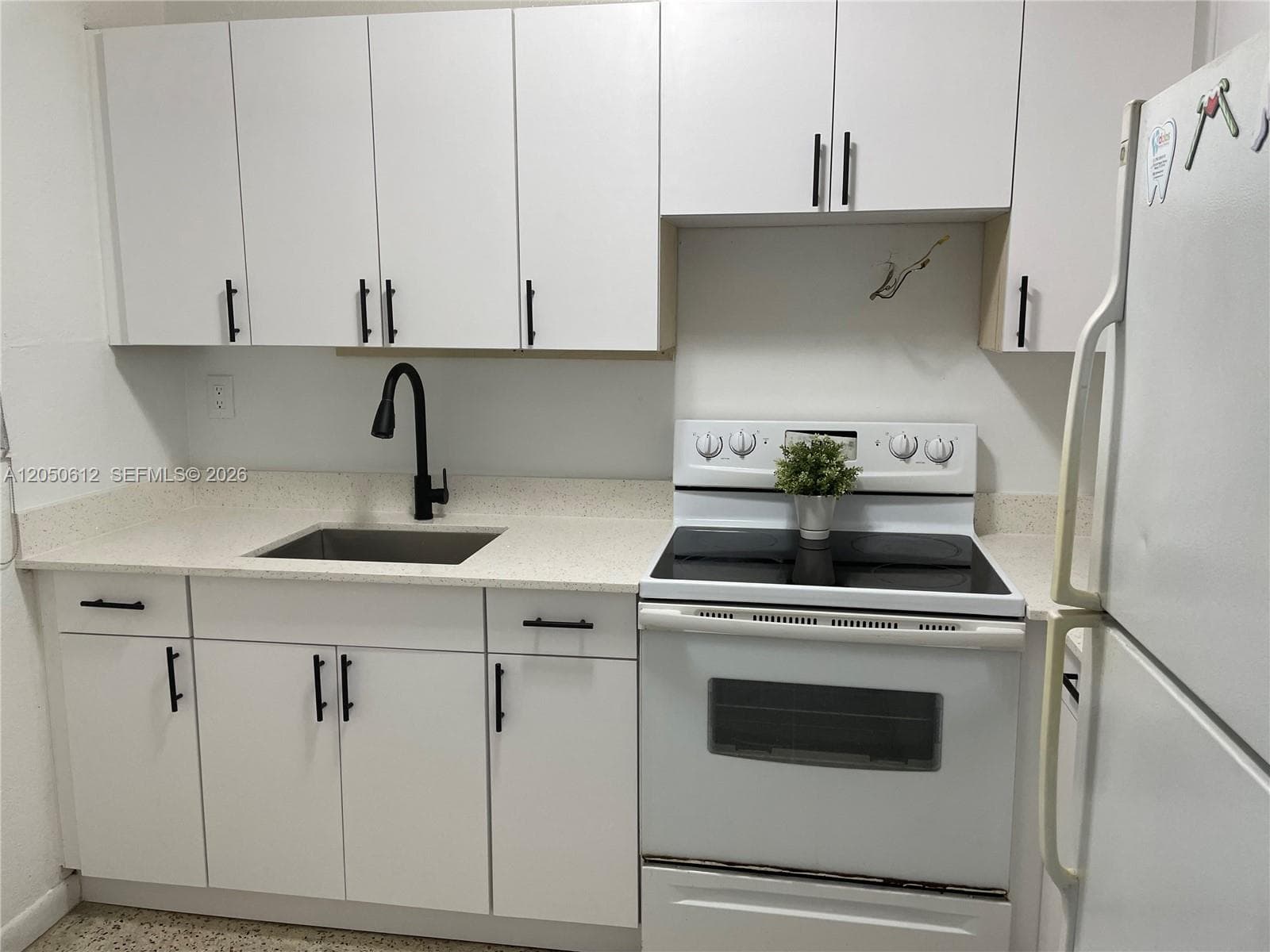142 SW 18th Ave # 19, Miami FL 33135