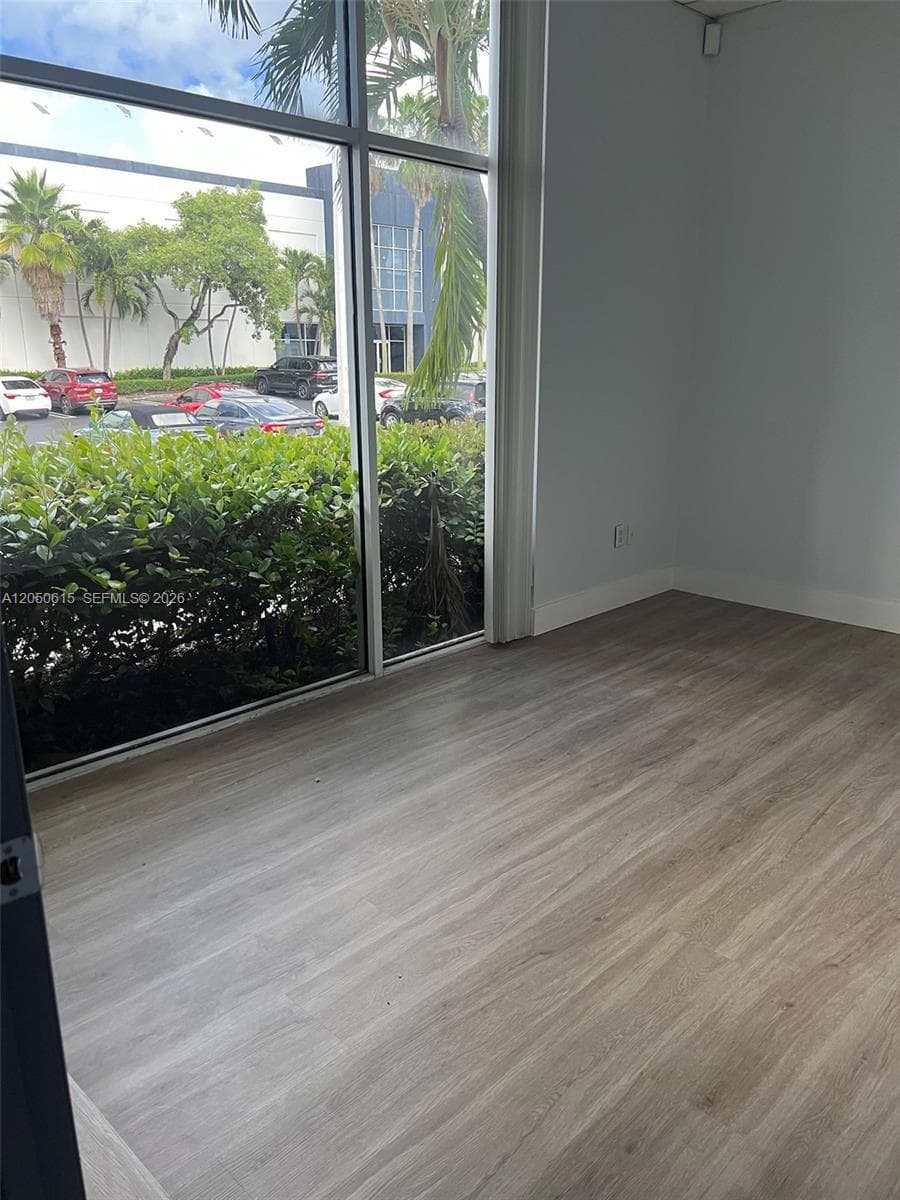 7620 NW 25th St # 1, Miami FL 33122 photo 5
