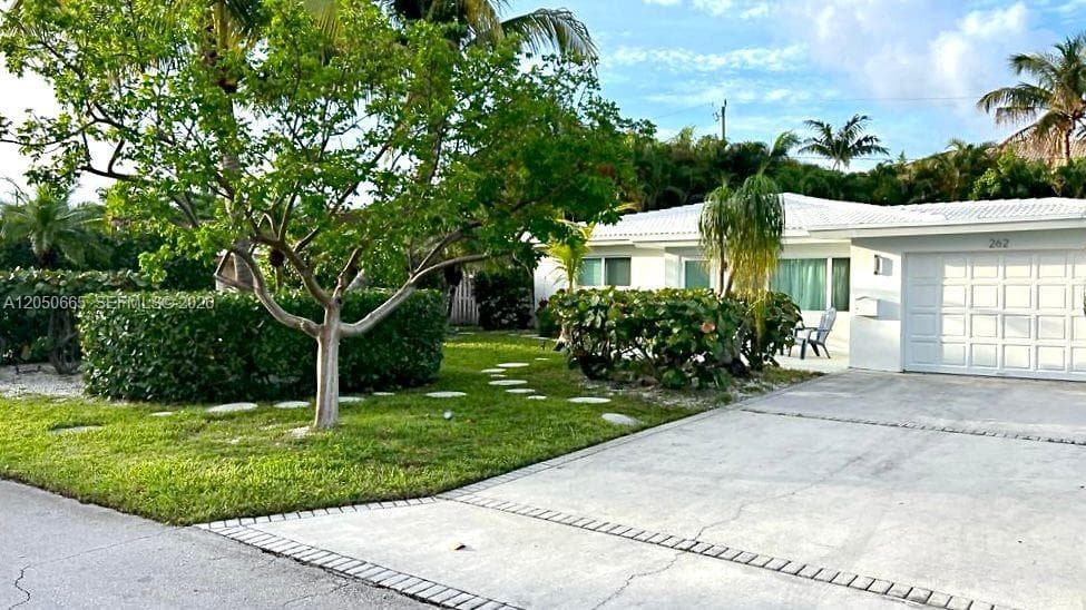 262 Bombay Ave, Lauderdale By The Sea FL 33308 photo 2
