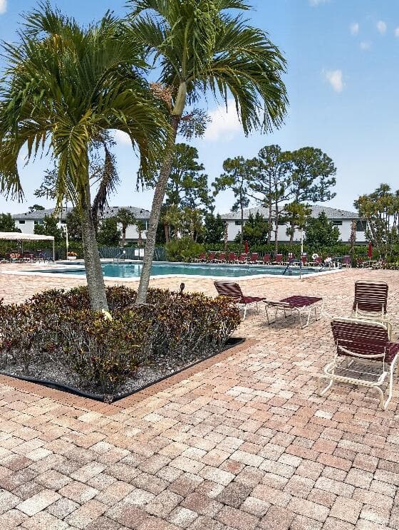 4820 Lucerne Lakes Boulevard W # 402, Lake Worth FL 33467 photo 3