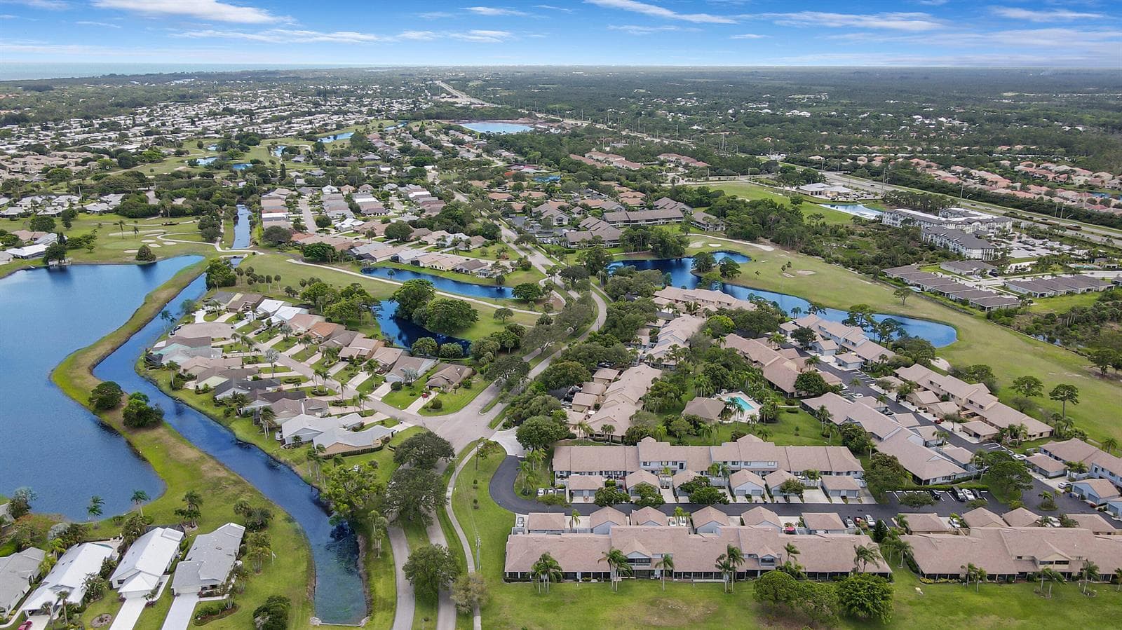 6179 SE Georgetown Place, Hobe Sound FL 33455 photo 2