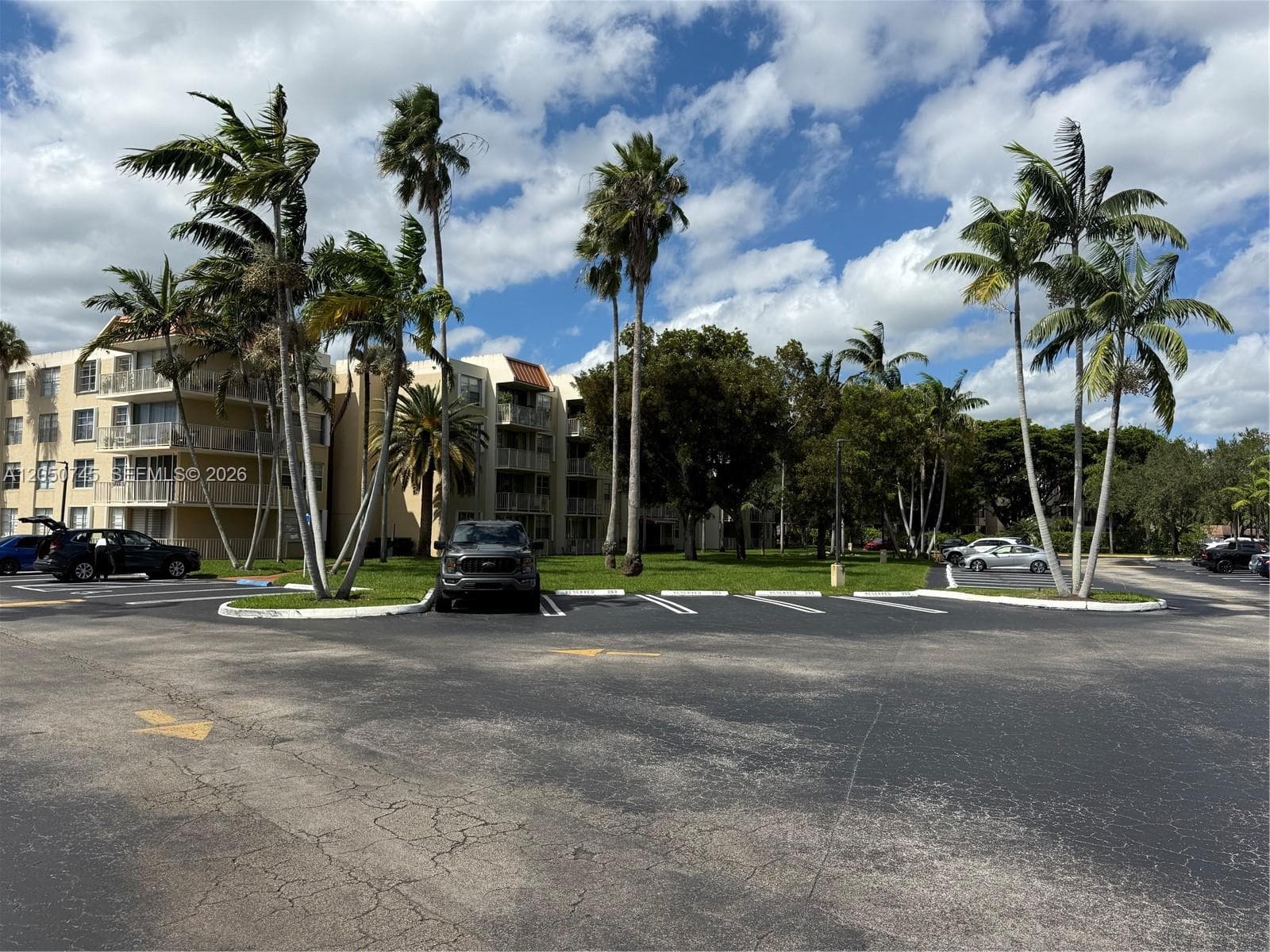 13100 SW 92nd Ave, Miami FL 33176 photo 2