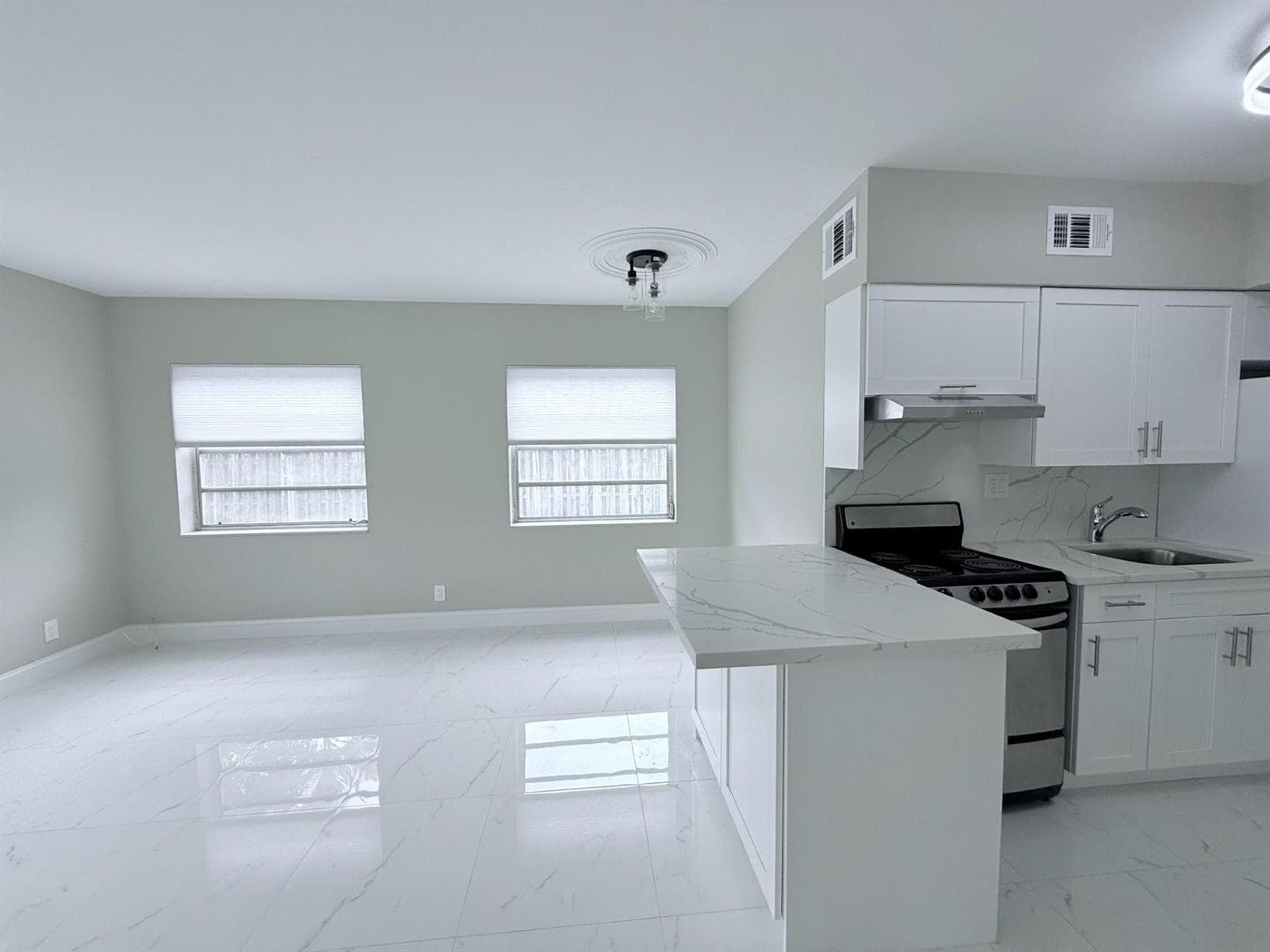 2725 Middle River Drive # 7, Fort Lauderdale FL 33306 photo 2