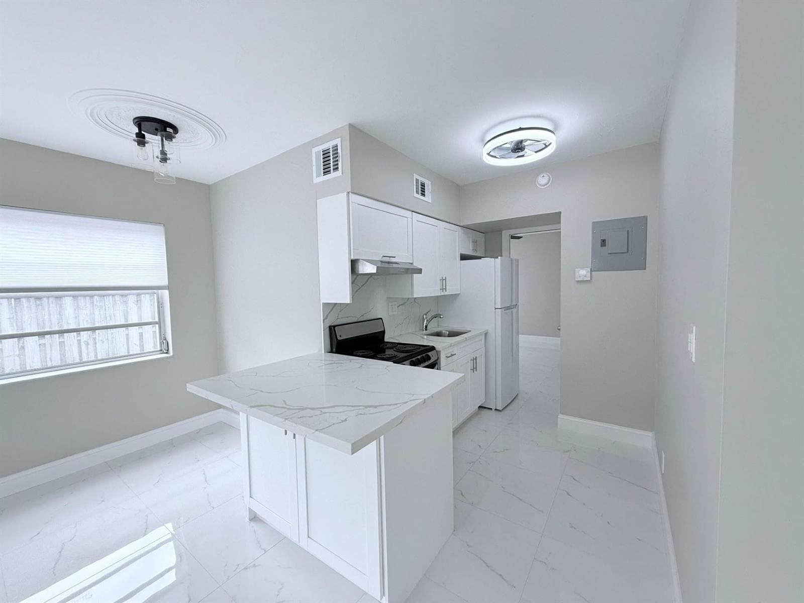 2725 Middle River Drive # 7, Fort Lauderdale FL 33306 photo 4