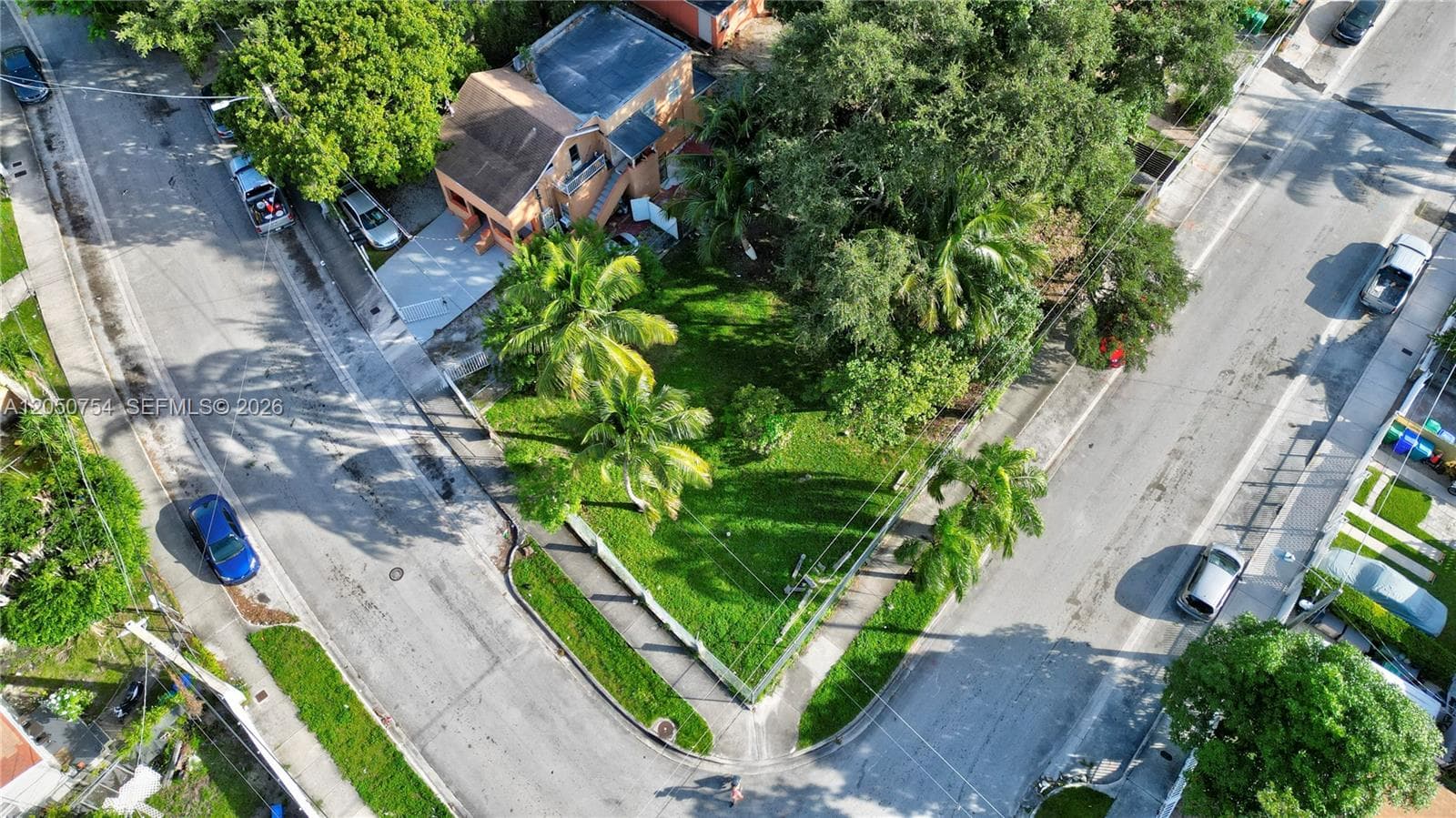 280 NW 33rd St, Miami FL 33127 photo 4