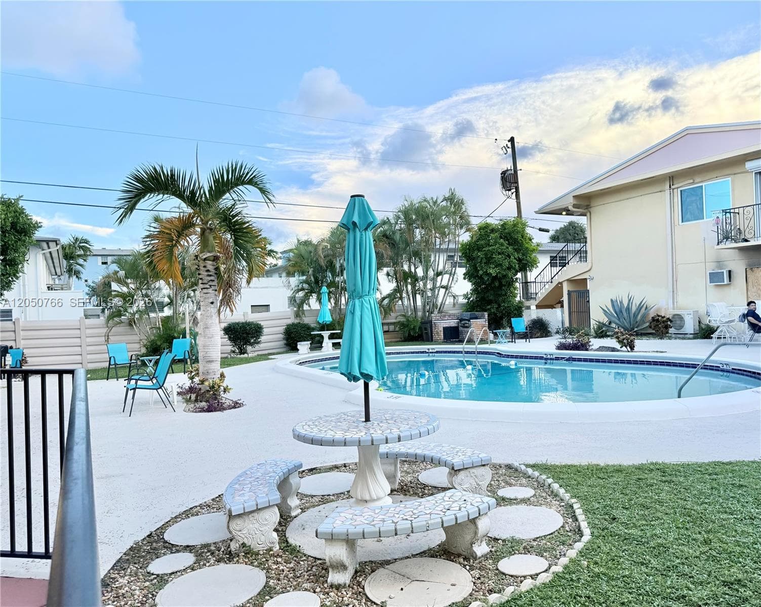 3600 Harrison St # 16B, Hollywood FL 33021 photo 2