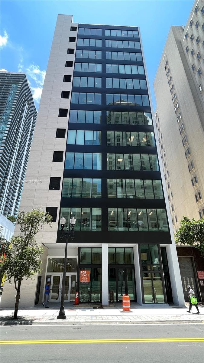 66 W Flagler St # 320 - A, Miami FL 33130