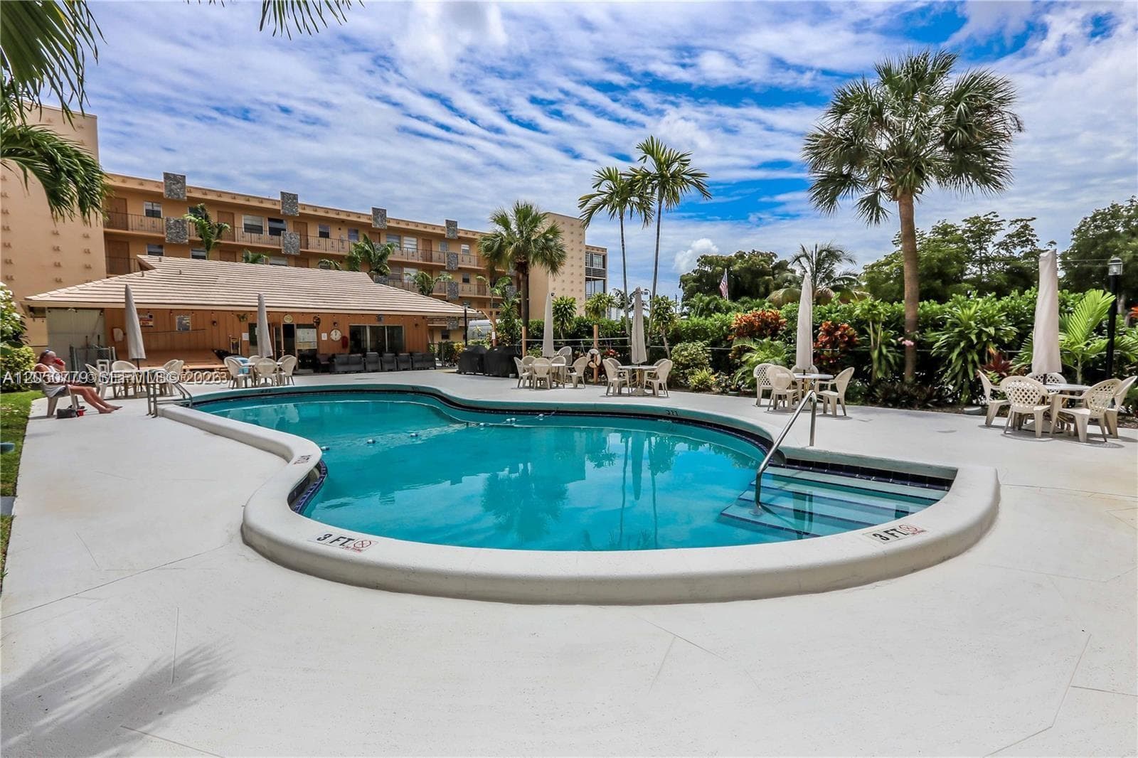 2145 Pierce St # 416, Hollywood FL 33020 photo 2