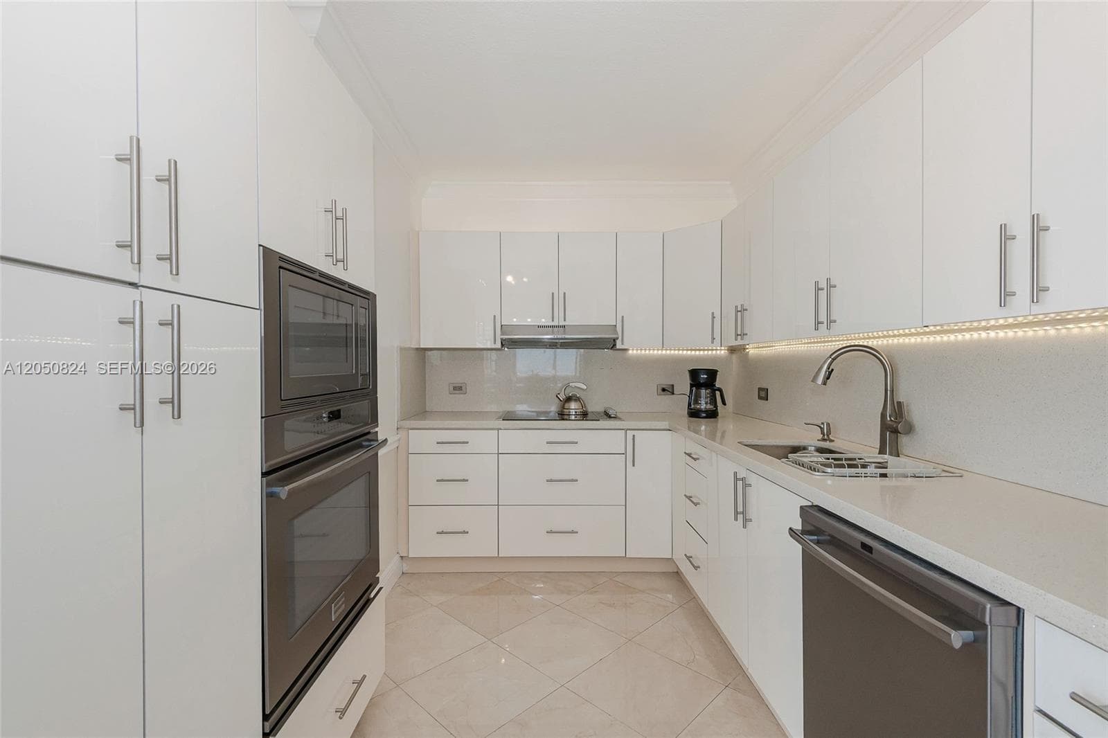 8855 Collins Ave # 8J, Surfside FL 33154 photo 4