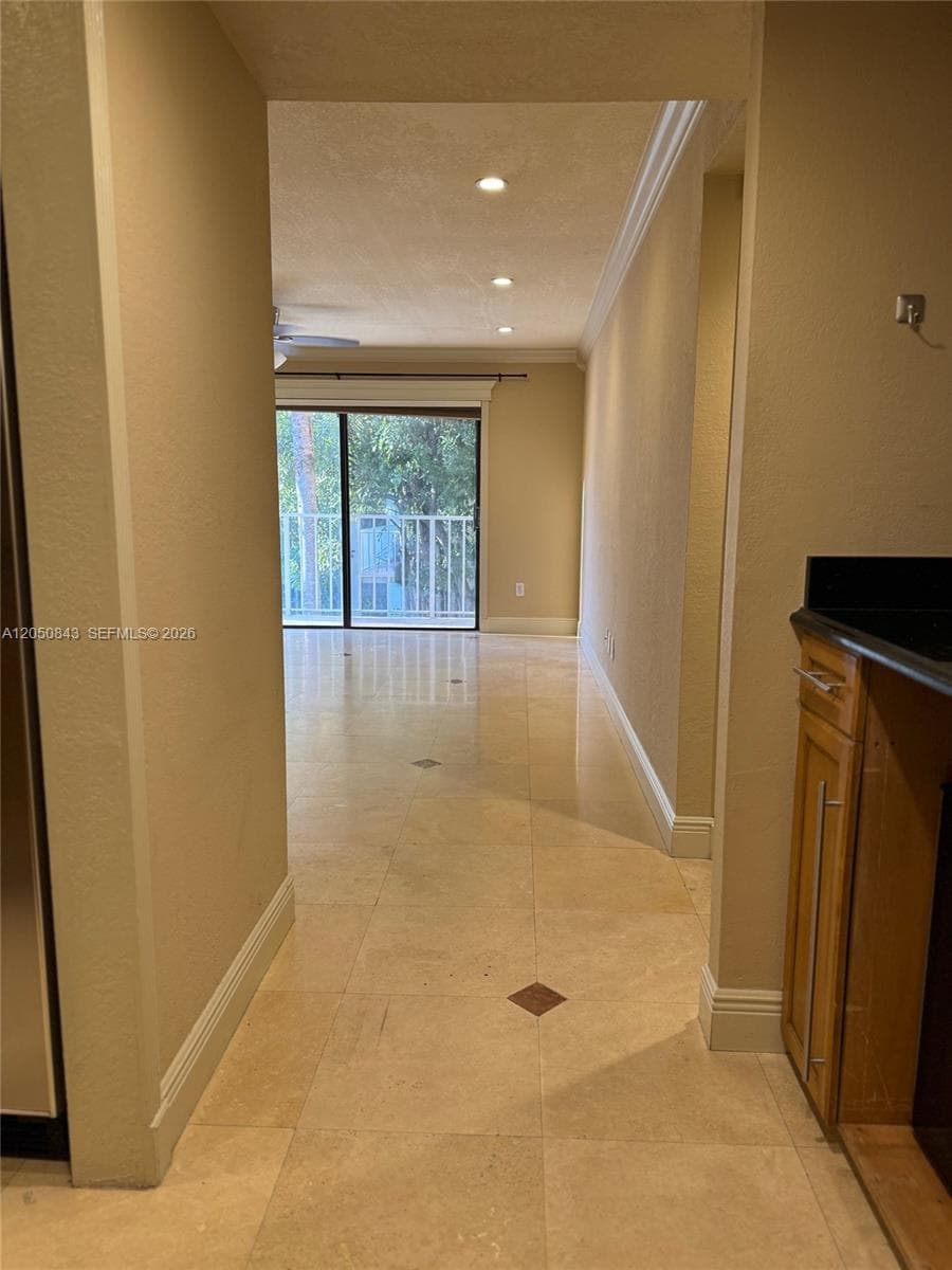 9301 SW 92nd Ave # 212B, Miami FL 33176 photo 2