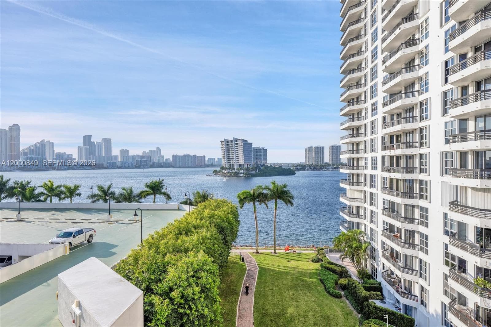 3530 Mystic Pointe Dr # 710, Aventura FL 33180 photo 4