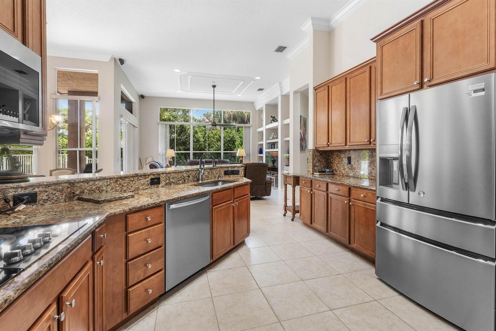911 Forest Glen Lane, Wellington FL 33414 photo 5