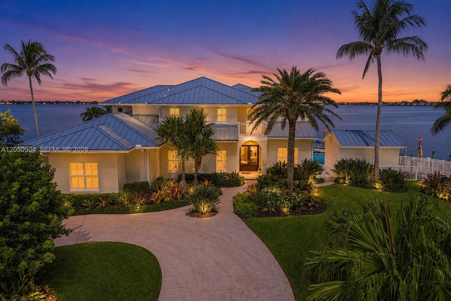 4105 NE Rigels Cove Way, Hutchinson Island FL 34957 photo 2