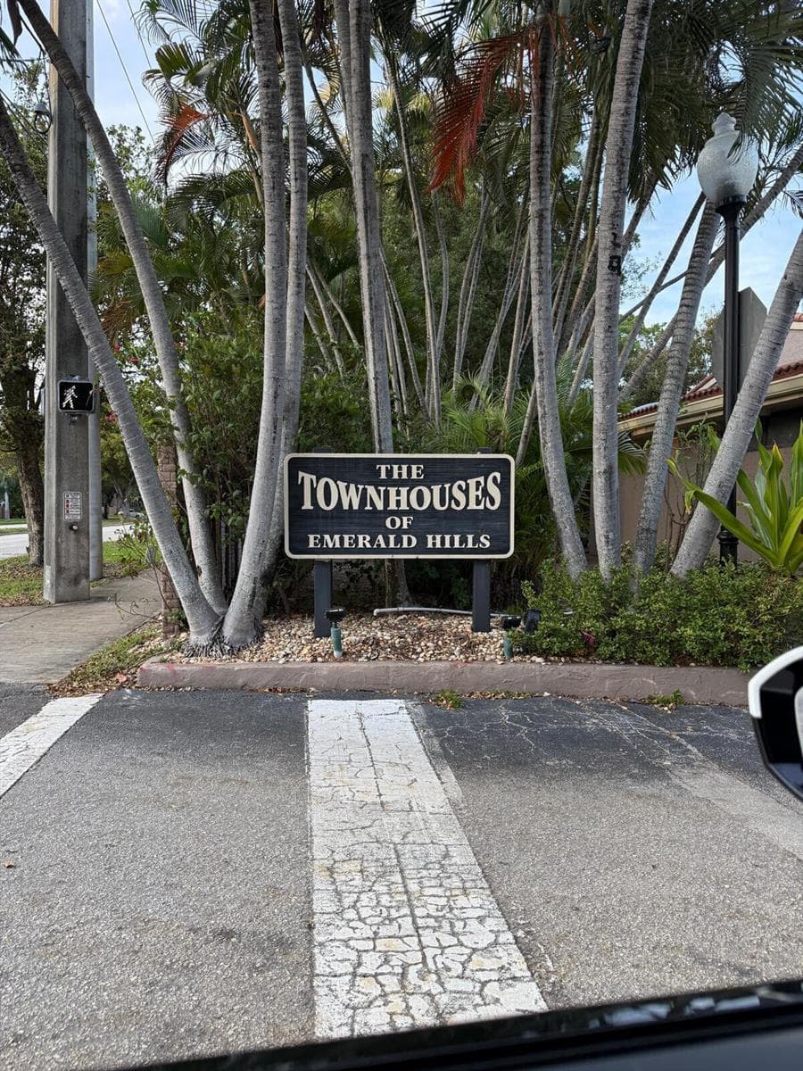 802 Saint Andrews Road # 15, Hollywood FL 33021