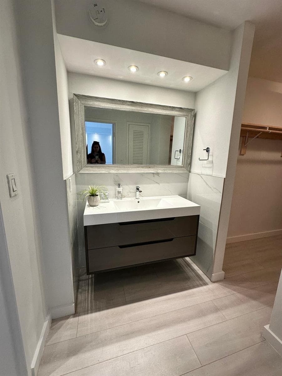 800 West Avenue # 637, Miami Beach FL 33139 photo 5