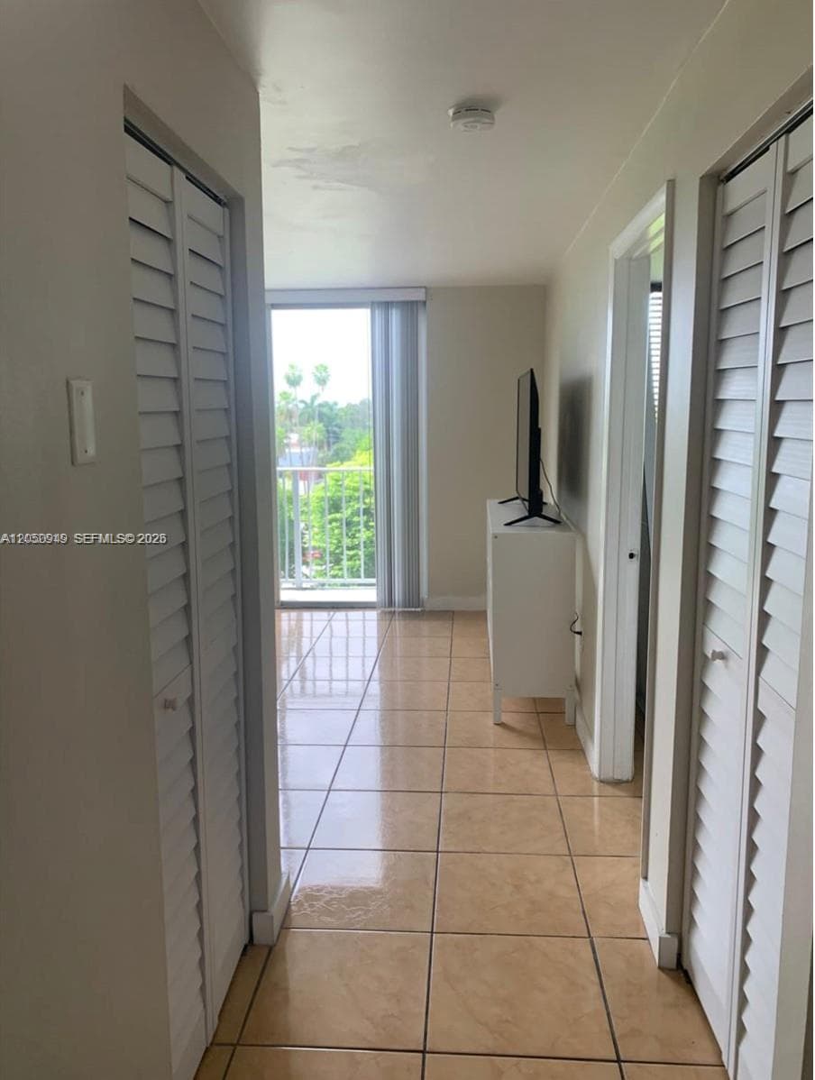 1740 NW N River Dr # 623, Miami, FL 33125 photo 4