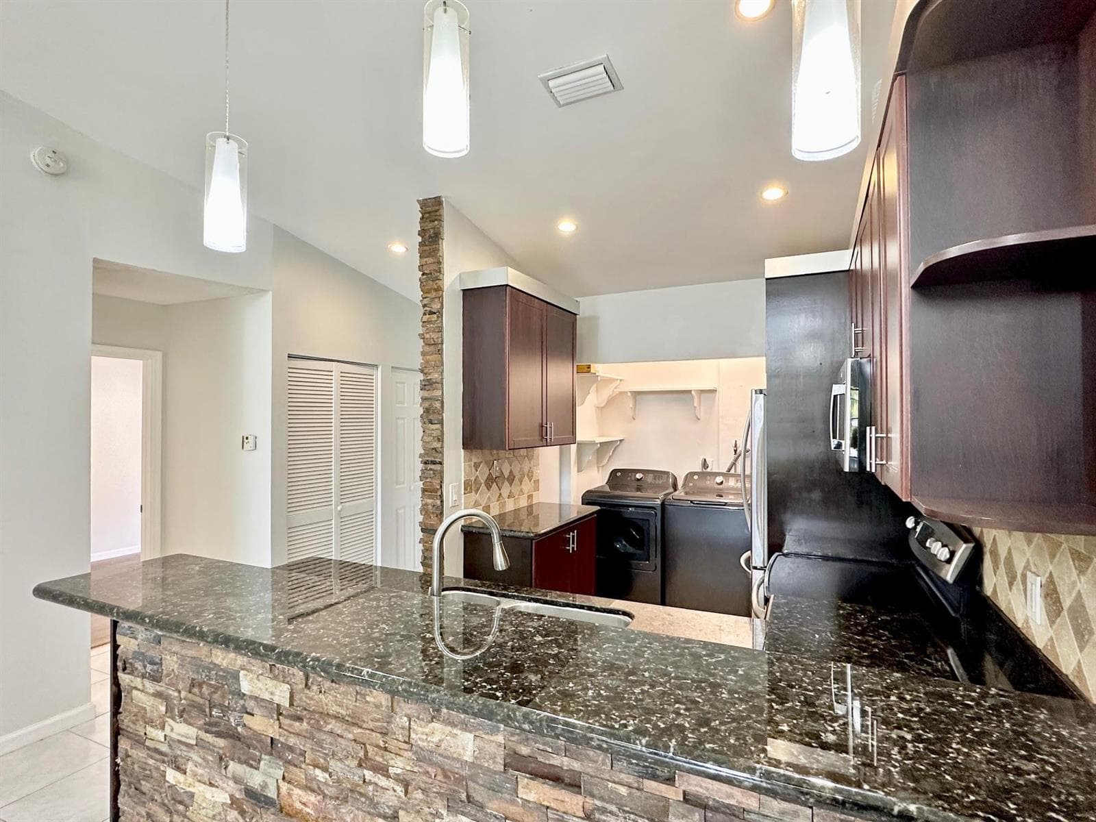 1917 NW 94th Avenue # 204a, Coral Springs FL 33071 photo 3