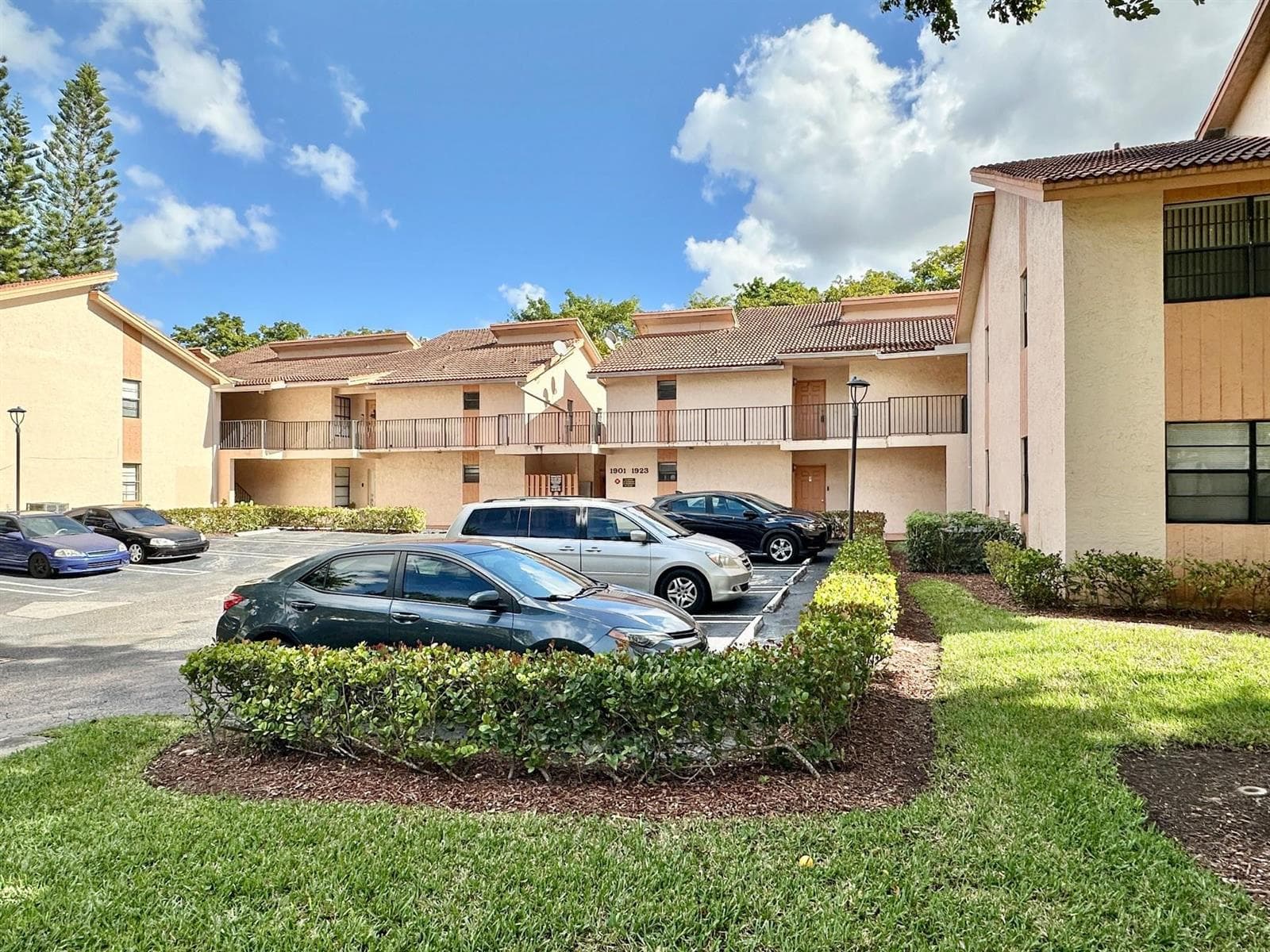 1917 NW 94th Avenue # 204a, Coral Springs FL 33071