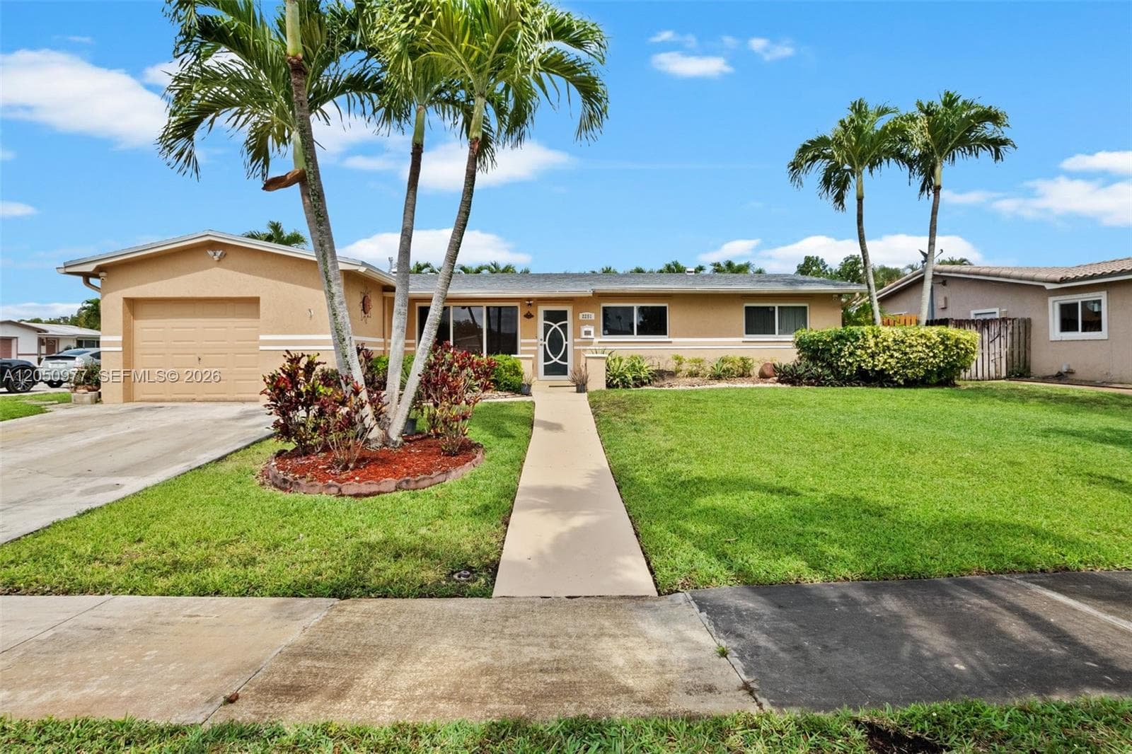 2251 NW 87th Ave, Pembroke Pines FL 33024