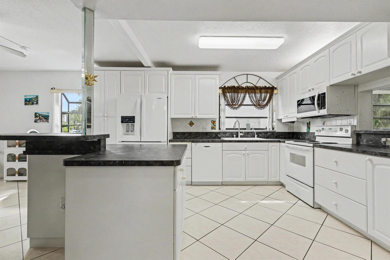 7515 NW 79th Avenue # 109, Tamarac FL 33321 photo 2