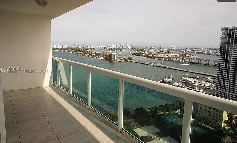1800 N Bayshore Dr # 3014, Miami FL 33132 photo 2