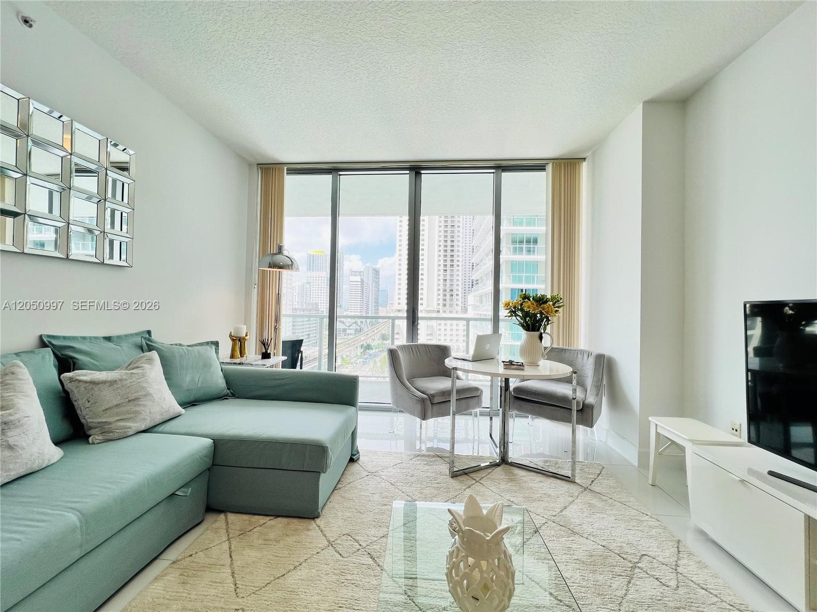 79 SW 12th St # 1510-S, Miami FL 33130 photo 3