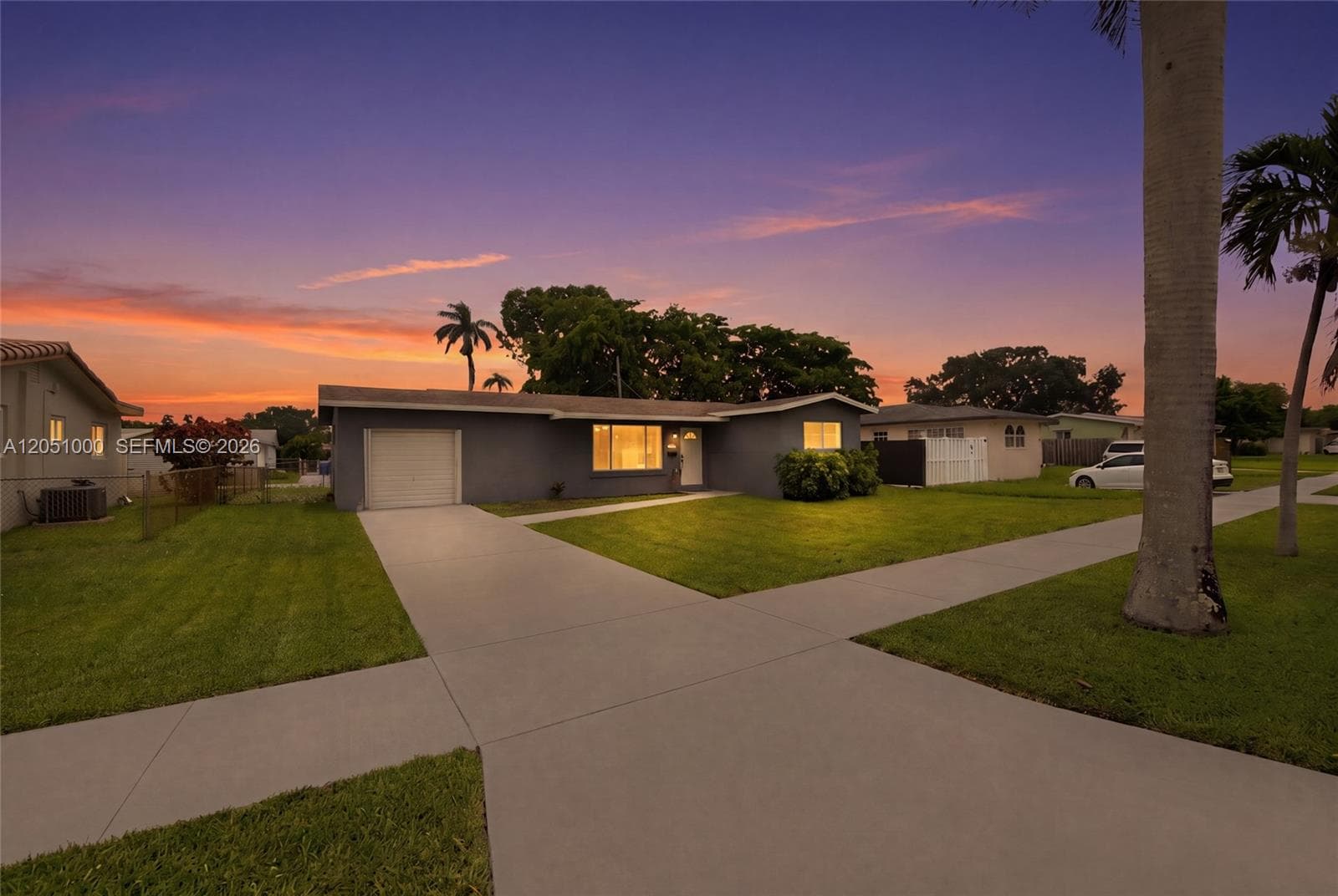 2901 Cleveland St, Hollywood FL 33020