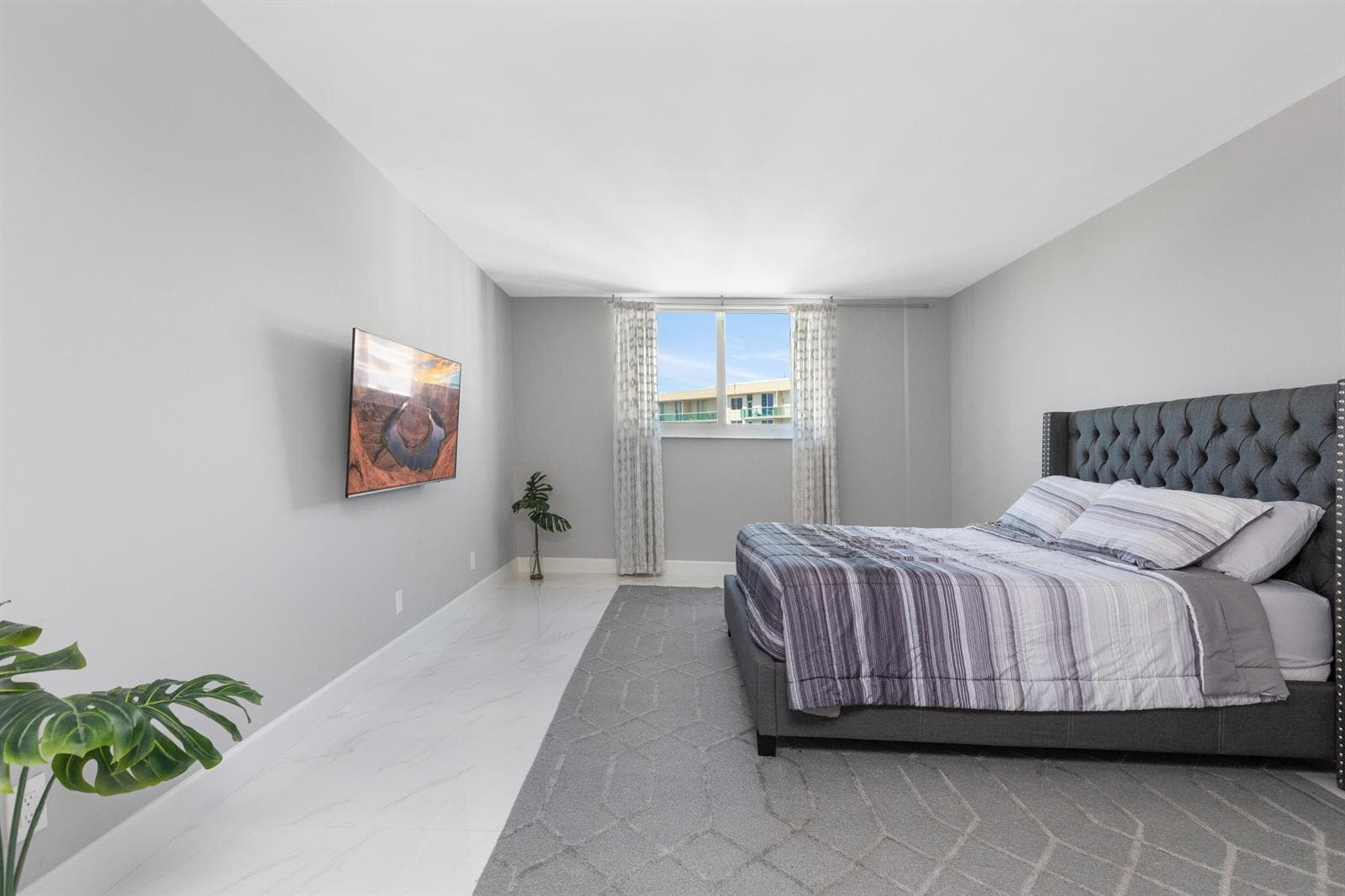 19380 Collins Avenue # 1527, Sunny Isles Beach FL 33160 photo 2