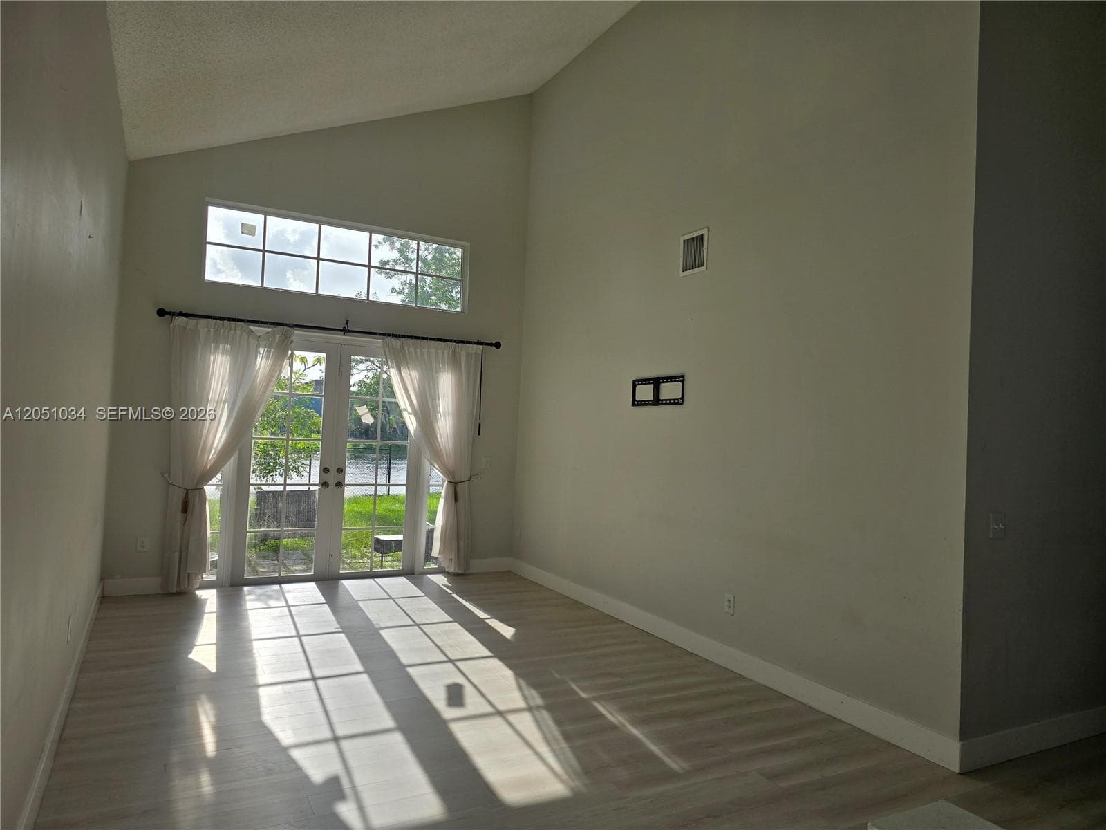 150 NW 151st Ave, Pembroke Pines FL 33028 photo 2