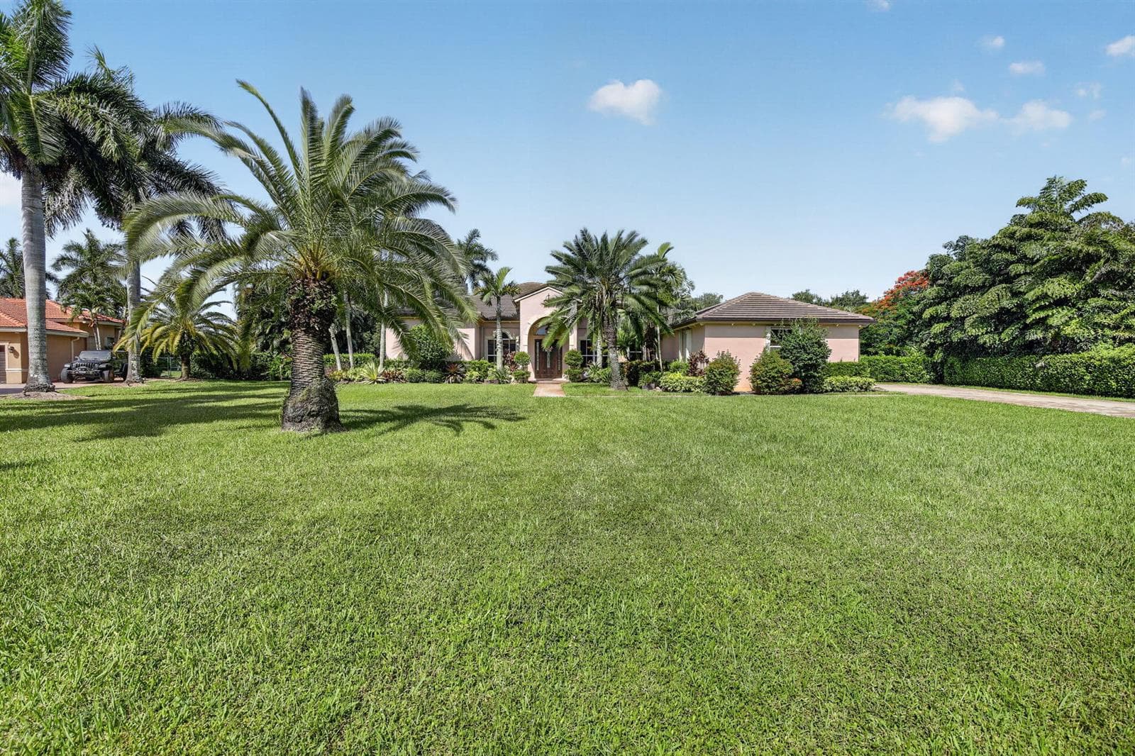 3143 SW 141st Terrace, Davie FL 33330 photo 2