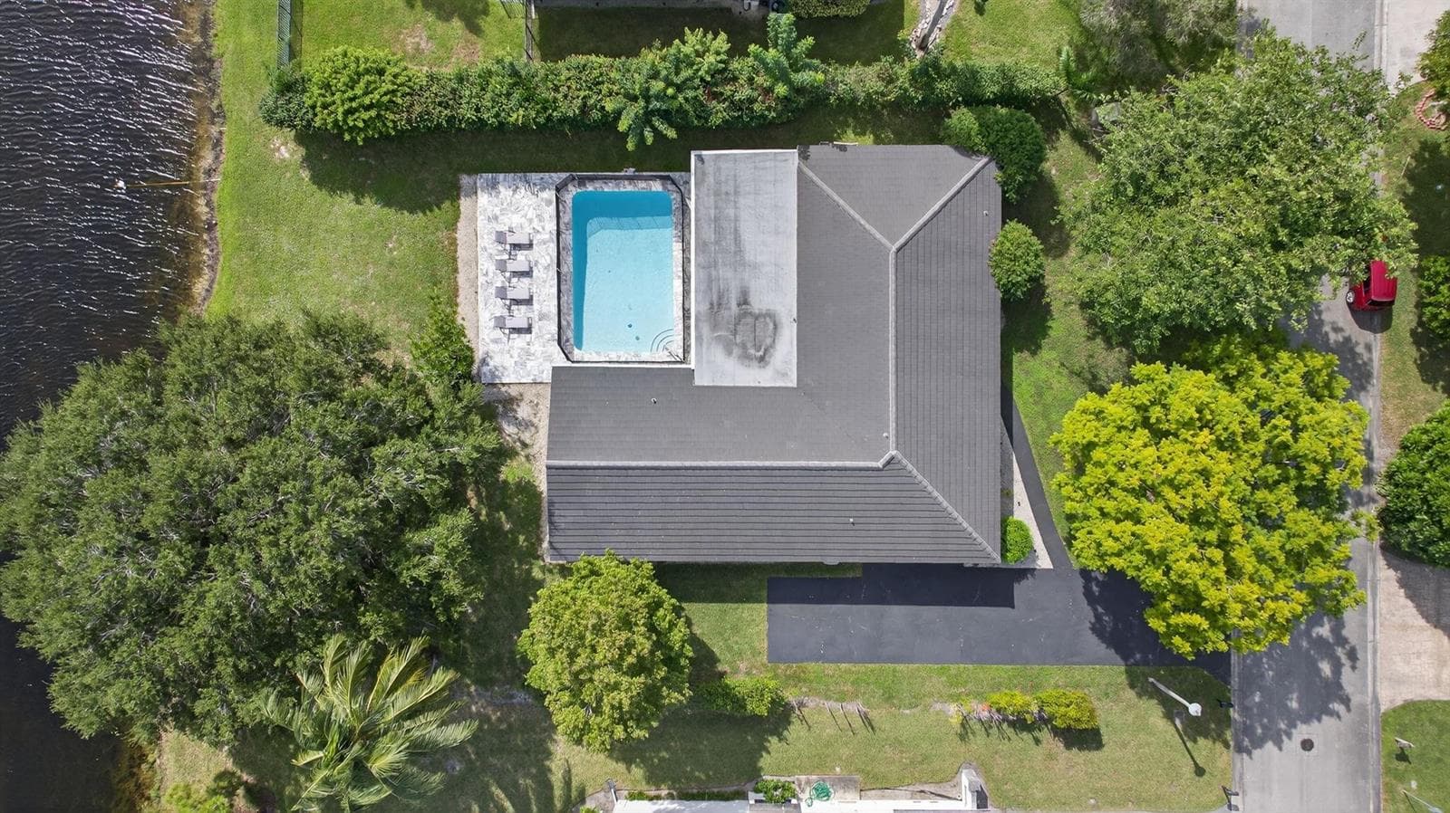 2421 NW 114th Avenue, Coral Springs FL 33065 photo 3