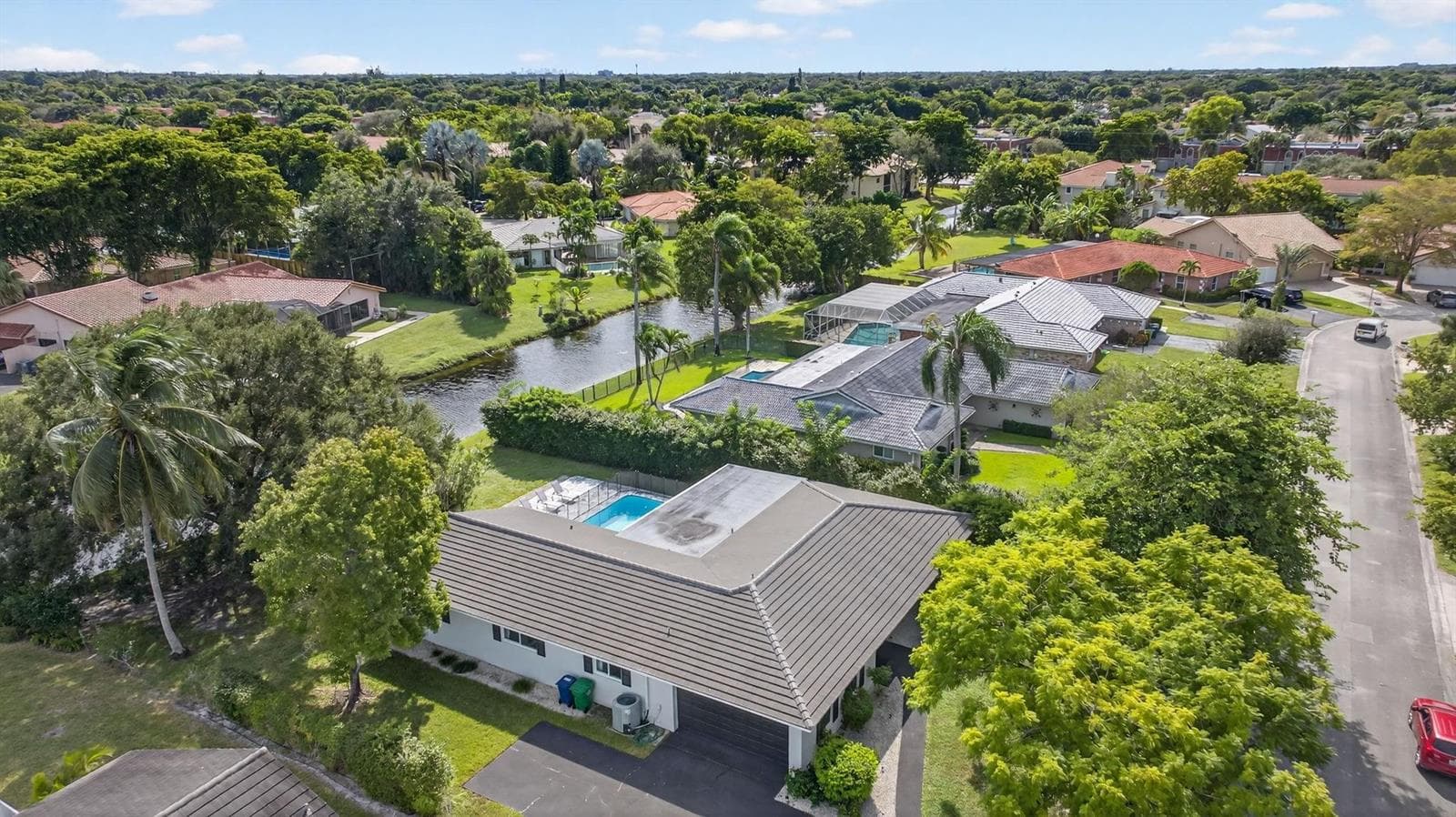 2421 NW 114th Avenue, Coral Springs FL 33065 photo 4