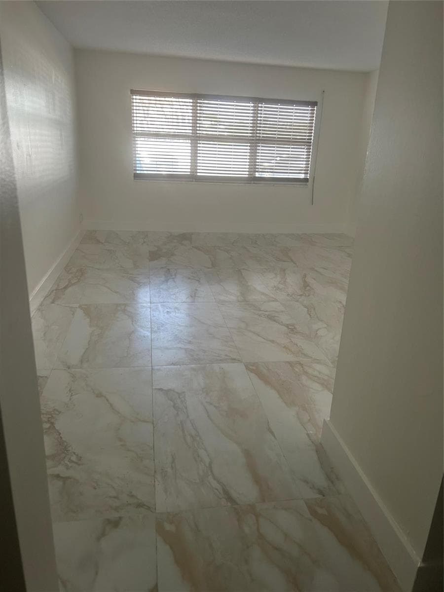 550 Bayshore Drive # 102, Fort Lauderdale FL 33304 photo 3
