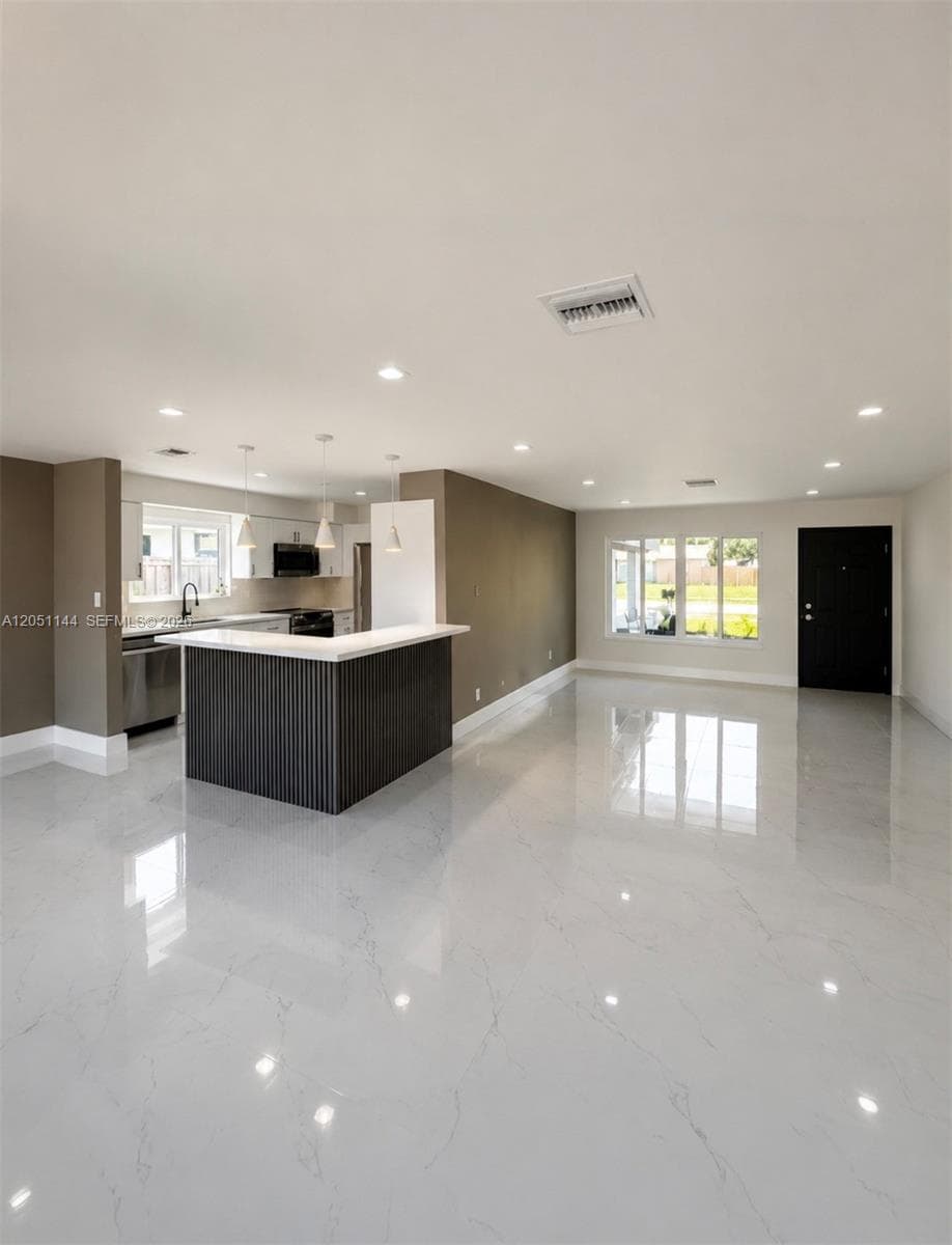 3430 SW 17th St, Fort Lauderdale FL 33312 photo 4