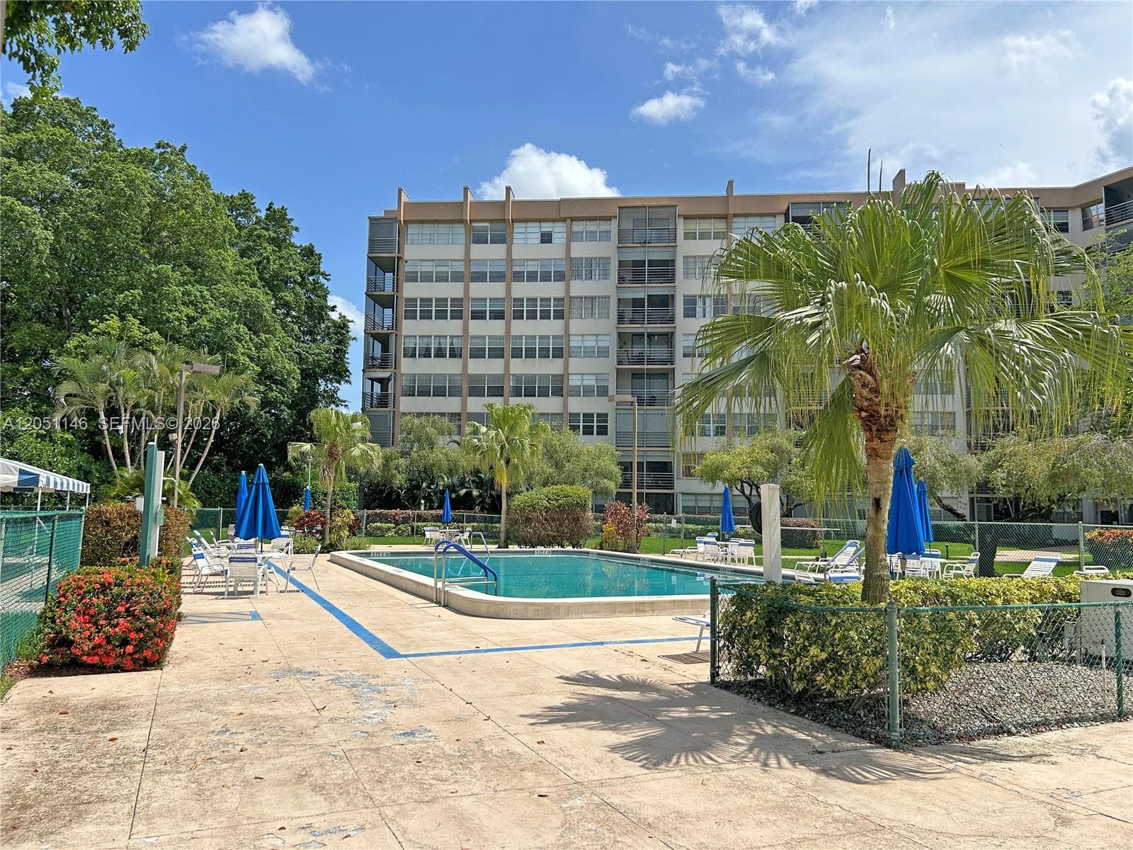 1400 Saint Charles Pl # 217, Pembroke Pines FL 33026 photo 2