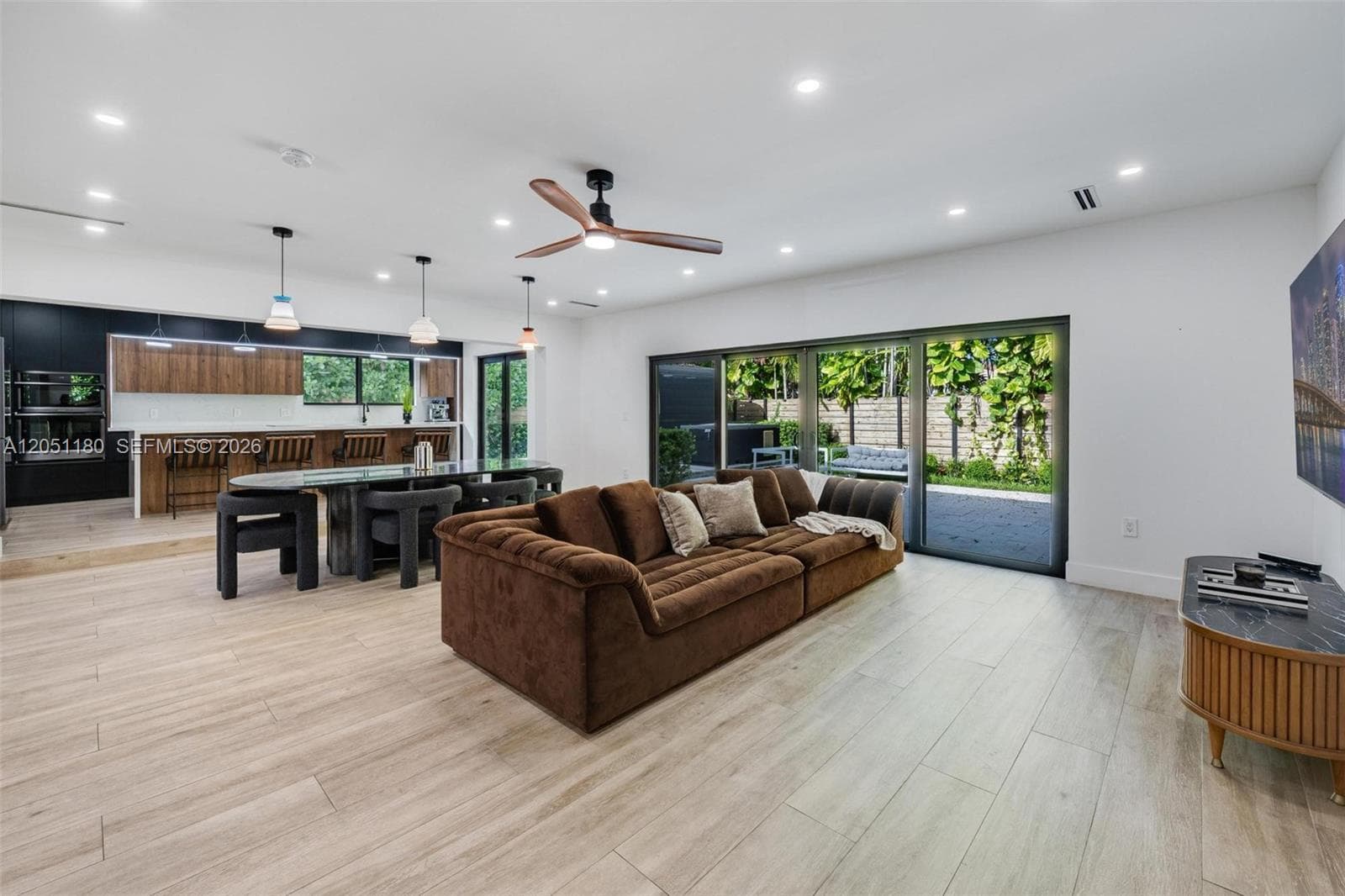 10555 NE 2nd Ave, Miami Shores FL 33138 photo 4