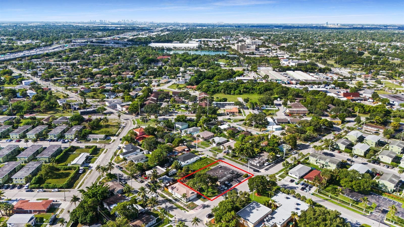 880 NW 25th Avenue, Fort Lauderdale FL 33311 photo 3