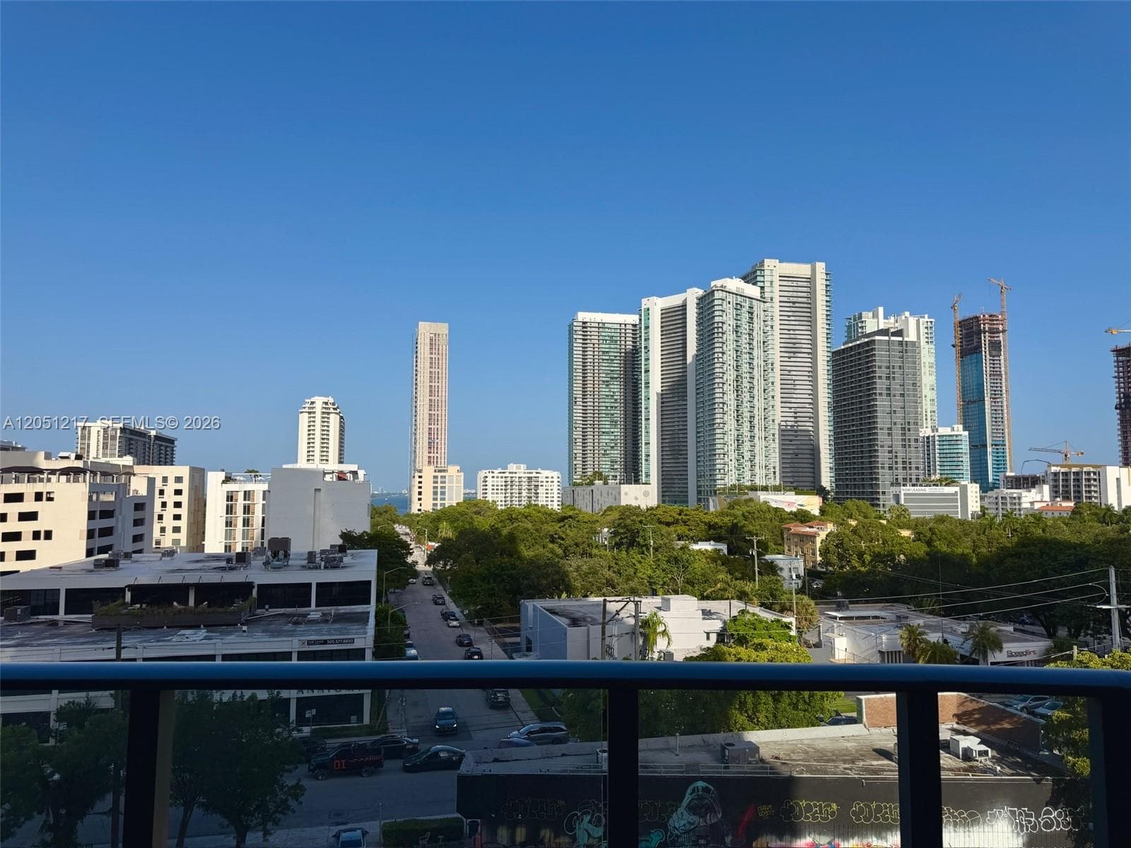 121 NE 34th St # L605, Miami FL 33137 photo 2