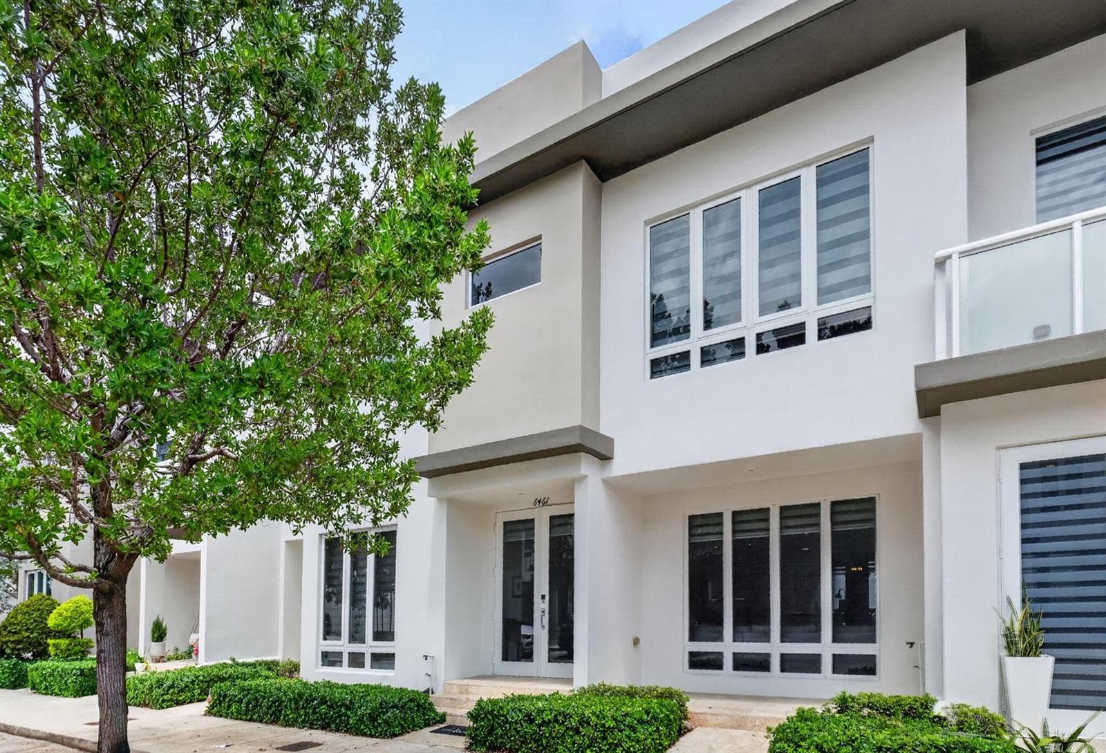 6461 NW 103rd Passage, Doral FL 33178