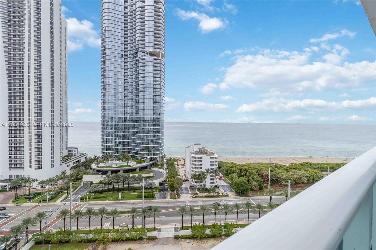 100 Bayview Dr # 2014, Sunny Isles Beach FL 33160 photo 4