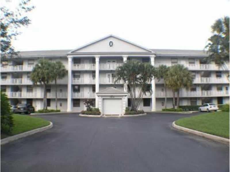 1711 Whitehall Drive # 201, Davie FL 33324