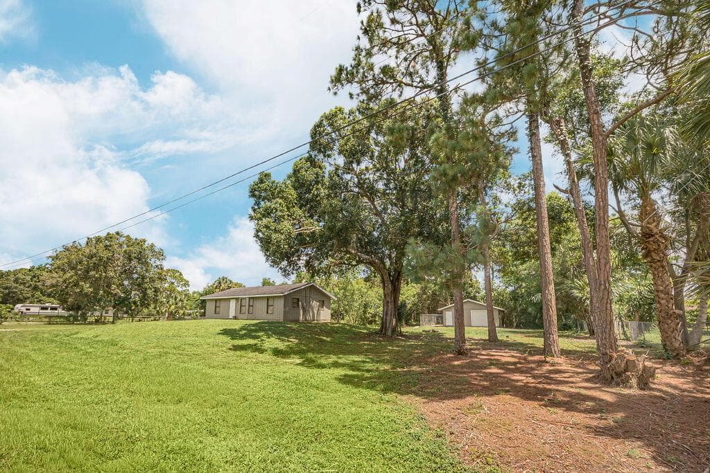 18565 47th Court N, Loxahatchee FL 33470 photo 4