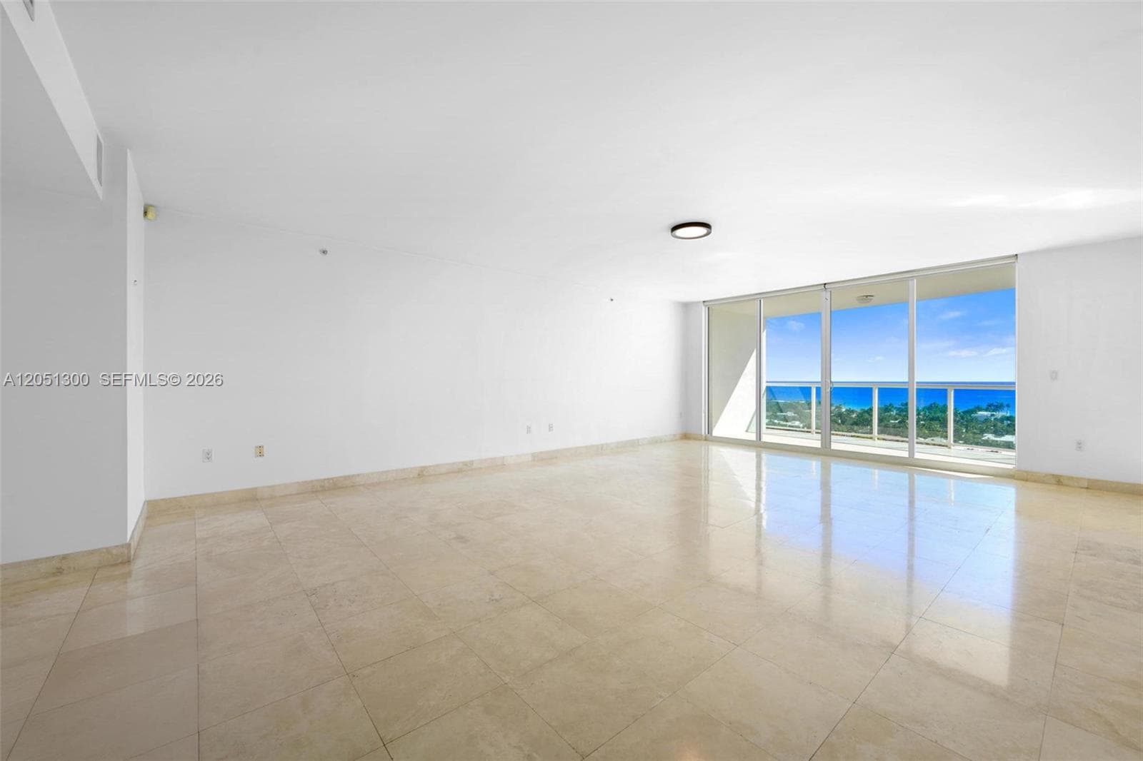 20201 E Country Club Dr # 1502, Aventura FL 33180 photo 5