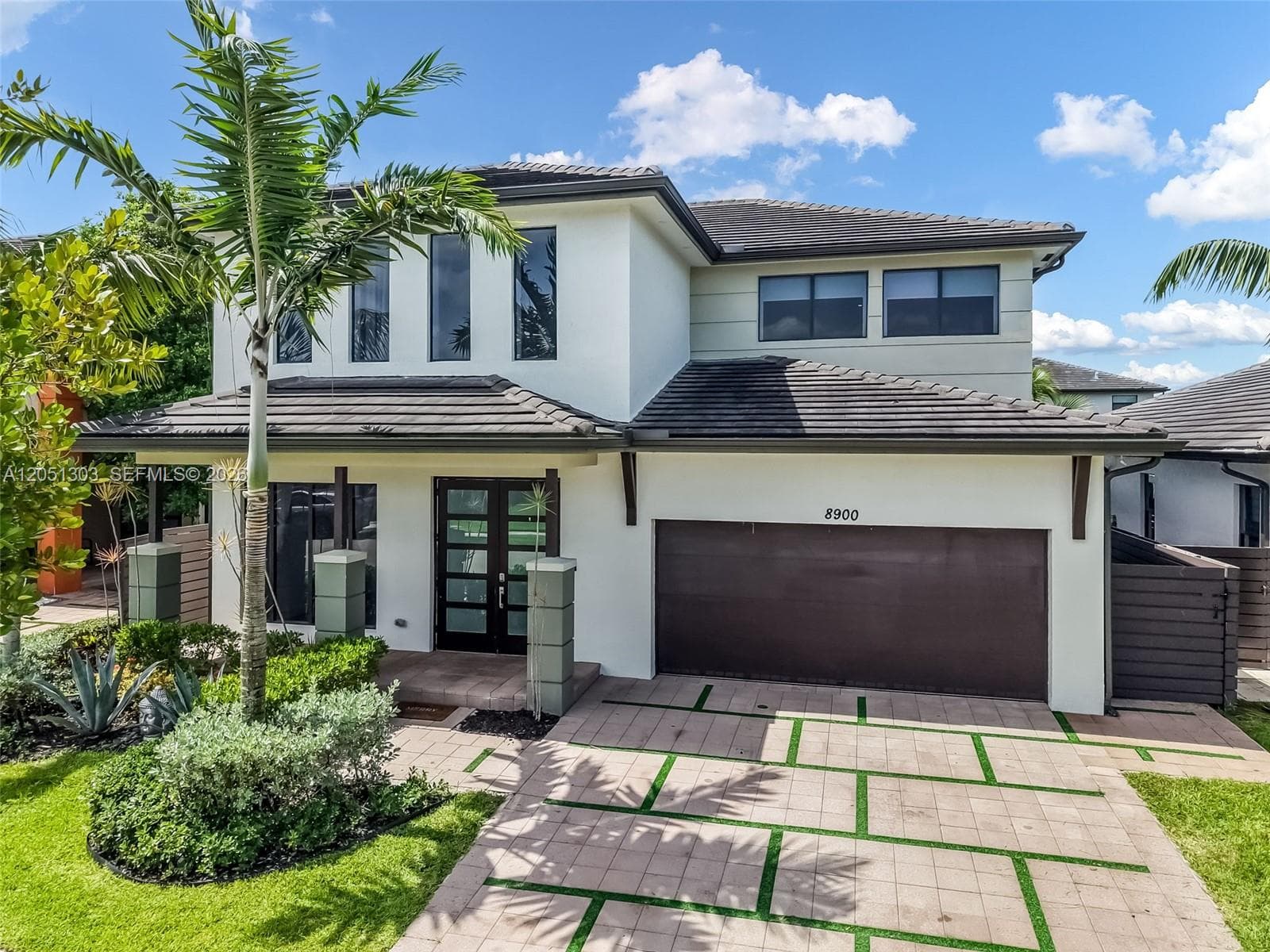 8900 NW 161st Ter, Miami Lakes FL 33018