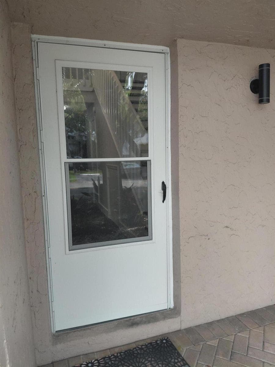 2147 Discovery Circle W, Deerfield Beach FL 33442 photo 4