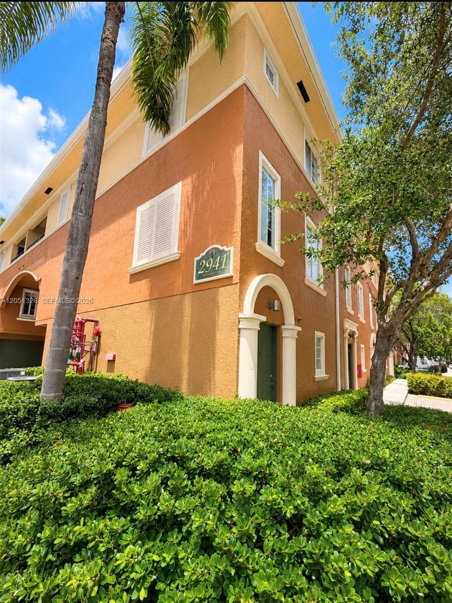2941 NE 185th St # 1311, Aventura FL 33180 photo 2