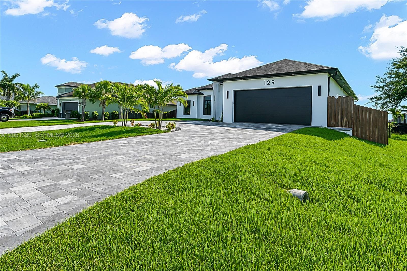 129 SW 34th ave, Cape Coral FL 33991 photo 4
