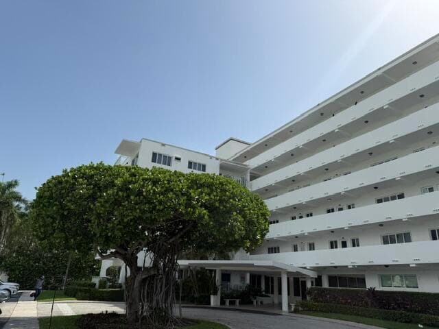 33 S Ocean Avenue # 108, Palm Beach Shores FL 33404