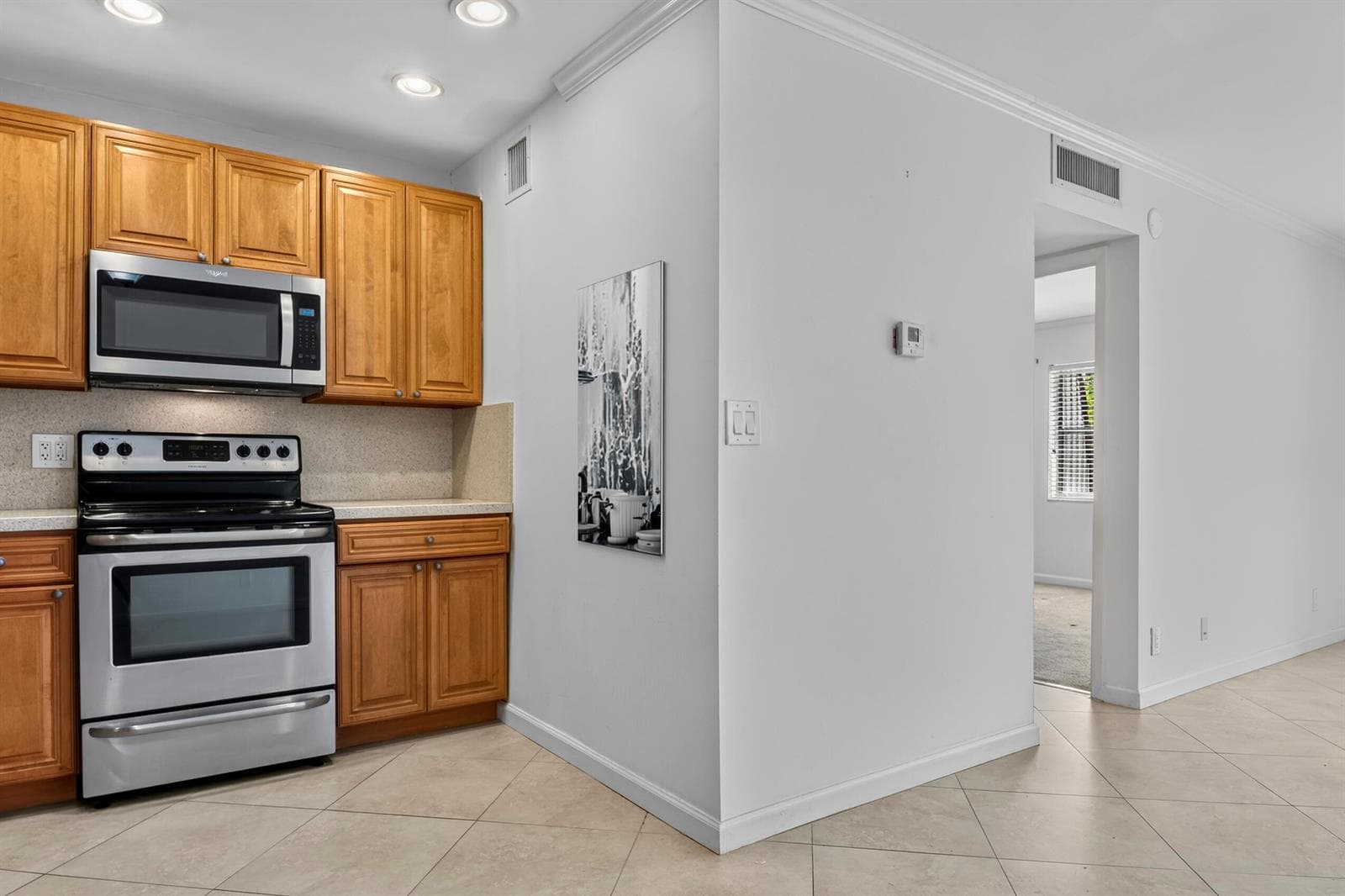 13 Jacaranda Drive # 214, Plantation FL 33324 photo 3